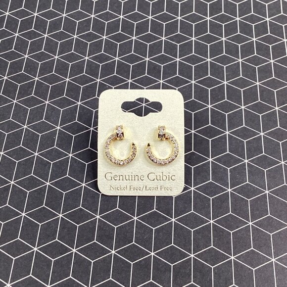 Studded Circle Shape Rhinestone Post Earrings 1/2” Gold-tone Hypoallergenic New - Picture 1 of 3